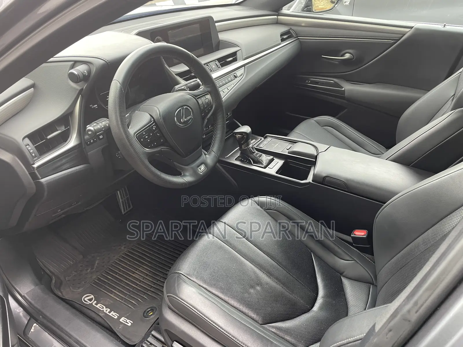Lexus ES 2020 Gray