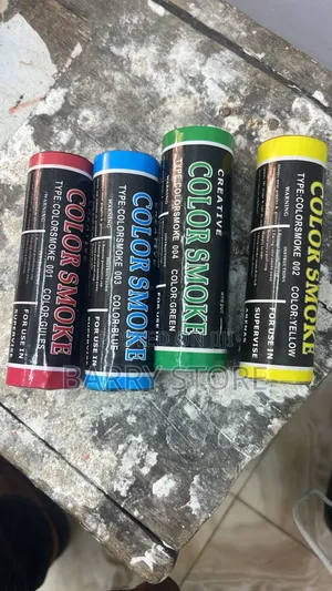 Colour Smoke Bomb