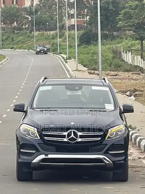 Mercedes-Benz GLE-Class GLE 350d 4MATIC 2017 Blue