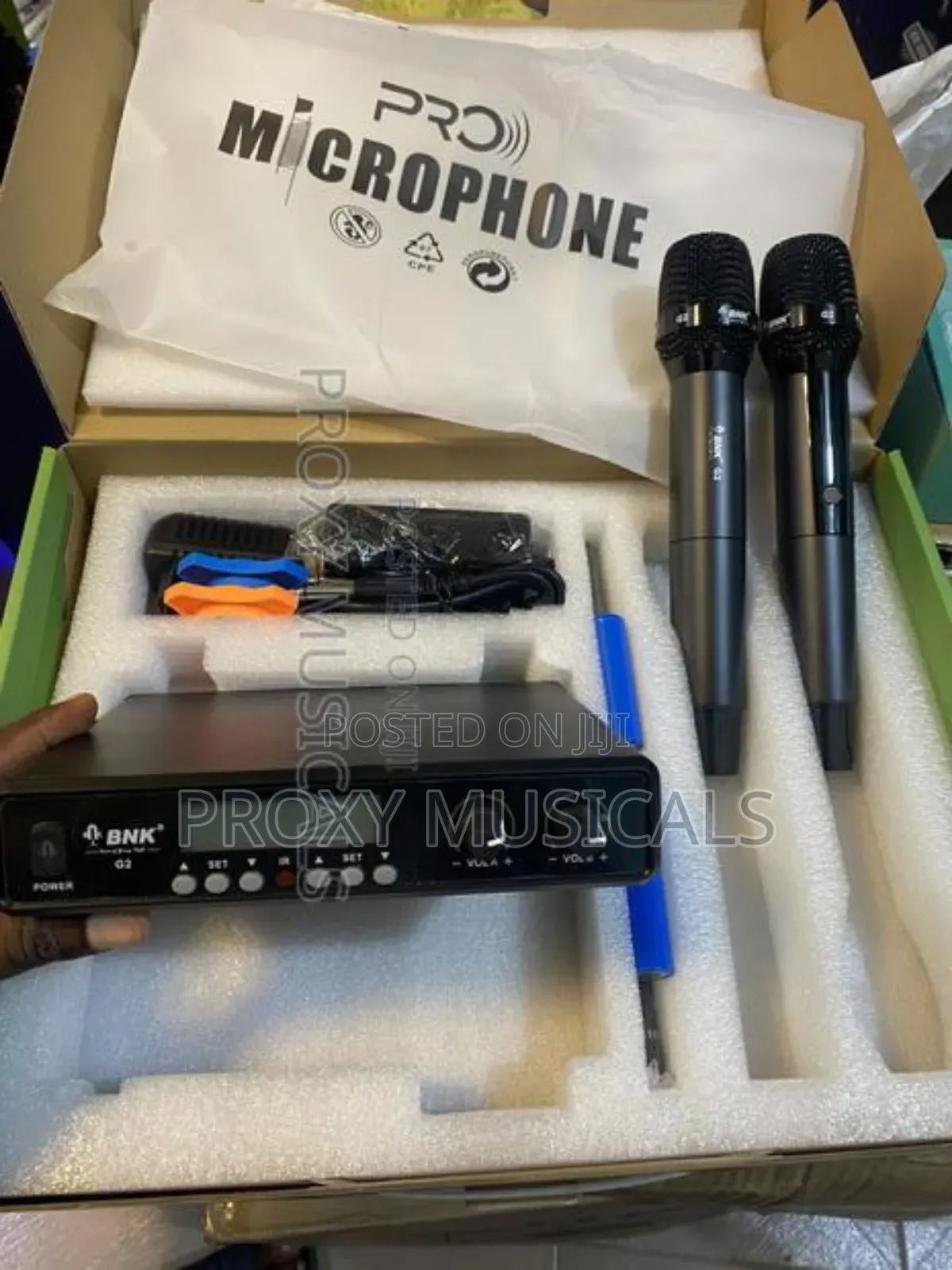 BNK G2 Digital Wireless Microphone System Uhf
