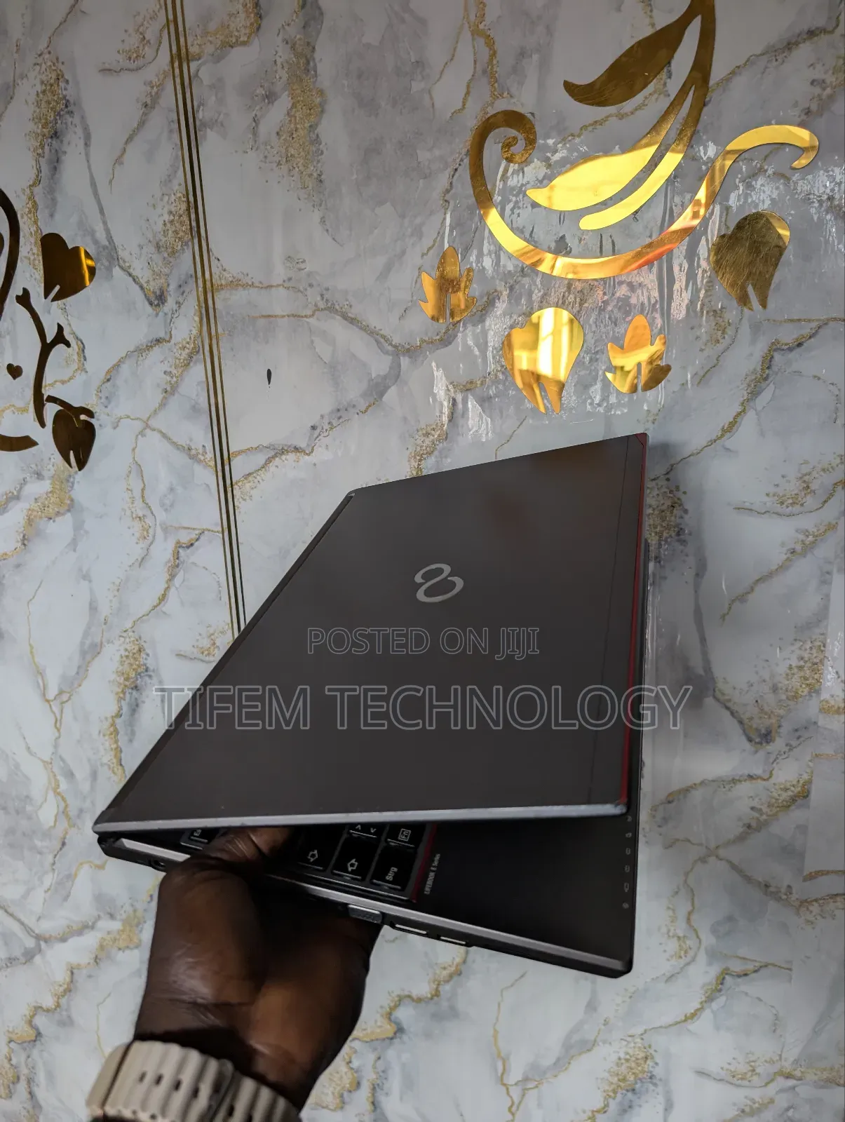 Laptop Fujitsu Lifebook E756 8GB Intel Core I5 HDD 500GB