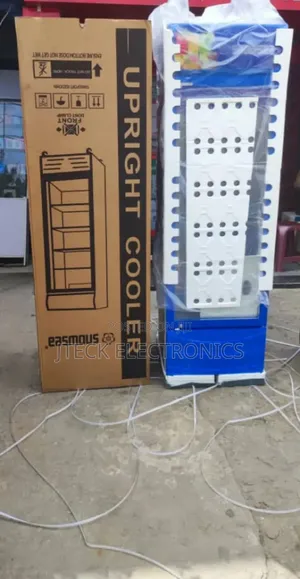Snowsea Upright Cooler And 370l With A 2 Yr Warranty