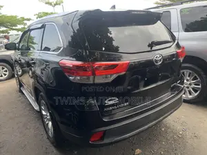 Toyota Highlander Limited V6 4x4 (3.5L 6cyl 6A) 2016 Black