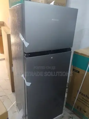 Hisense Double‐Door 205 L Fridge With Crisper