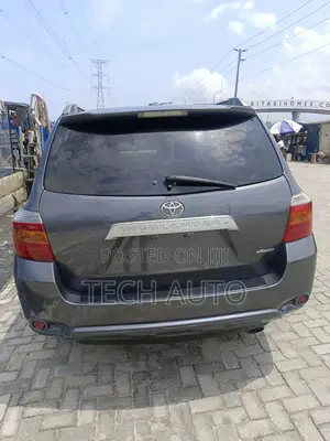 Toyota Highlander Sport 2010 Gray