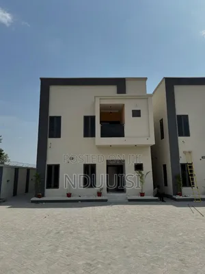 5bdrm Duplex in Kado for sale