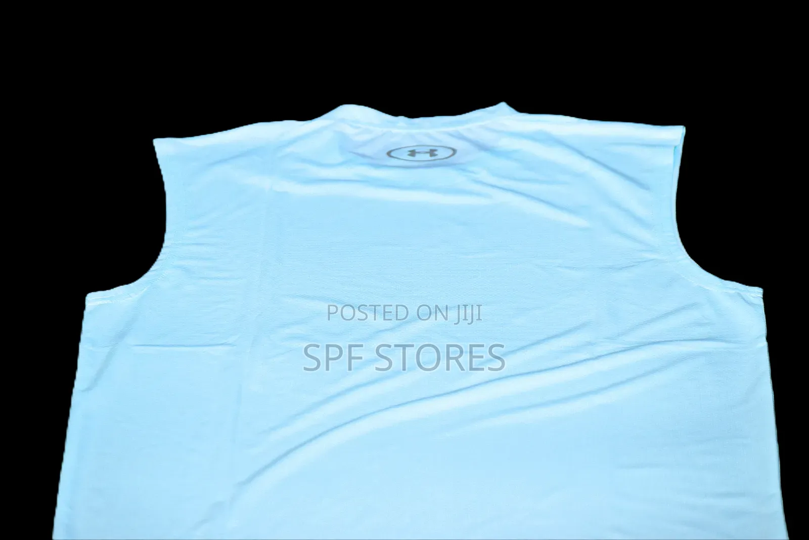 White Sleevelessshirt