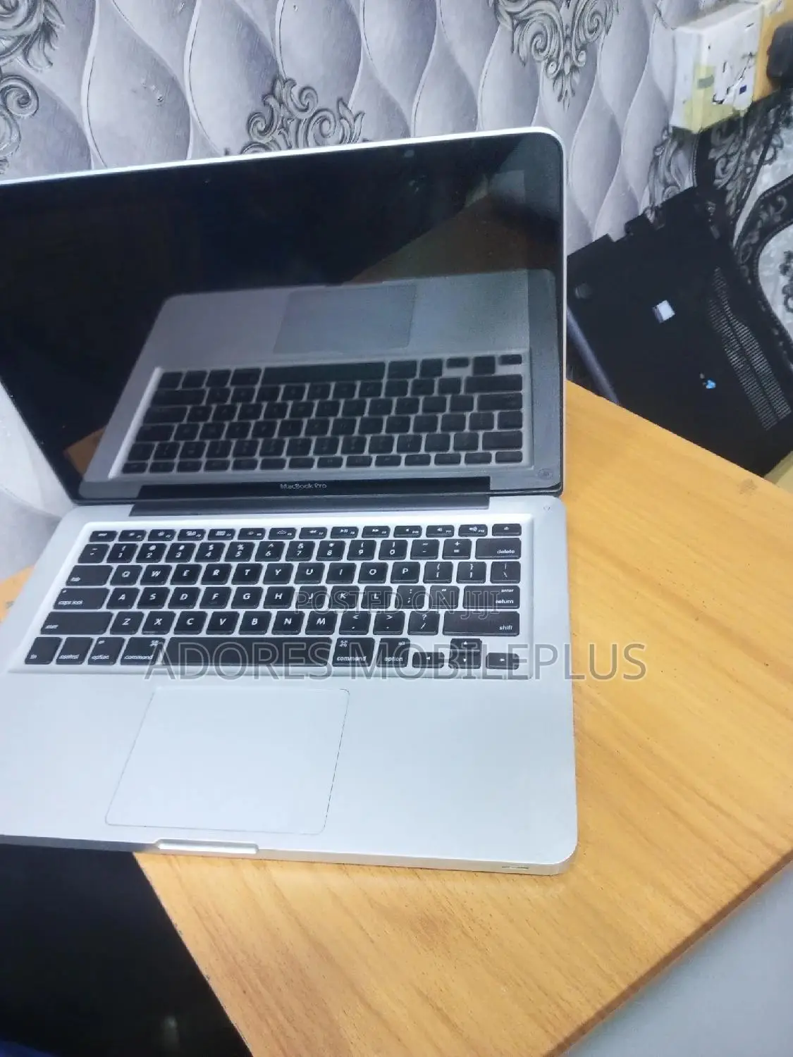 Laptop Apple MacBook 2012 8GB Intel Core I5 HDD 500GB