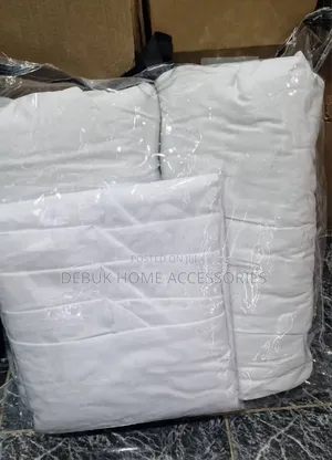 White 6/6 Duvet Set
