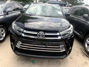 Toyota Highlander 2016 Black