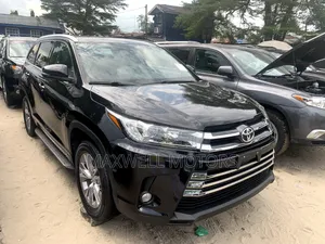 Toyota Highlander 2016 Black