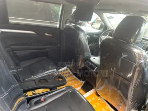 Toyota Highlander 2016 Black