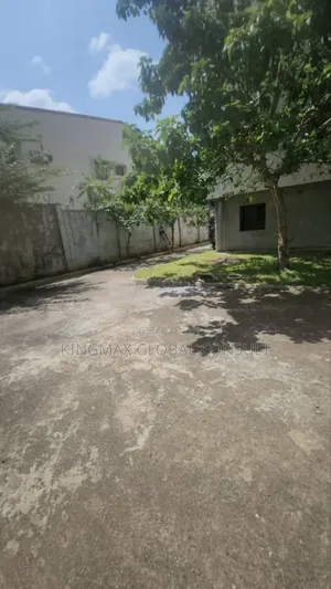 Maitama Main Land Available Size:1040sqm
