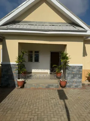 3bdrm Bungalow in Von Garden Estate, Sabon Lugbe for sale