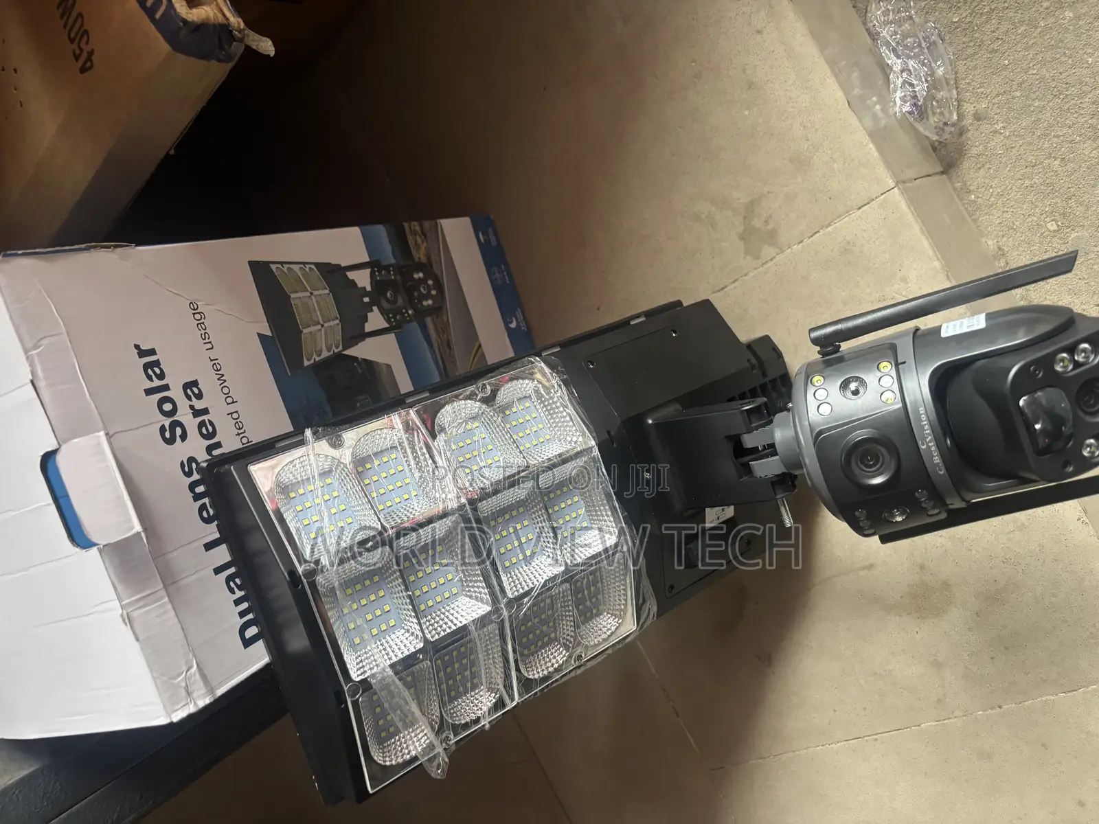Solar Security Camera With Street Light 4g