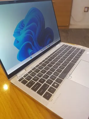 Photo - Laptop HP EliteBook X360 1040 G7 16GB Intel Core I7 SSD 256GB