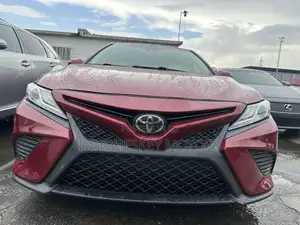 Toyota Camry XSE FWD (2.5L 4cyl 8AM) 2018 Red
