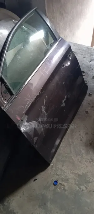 Sonata 2015-2017 Front Door Emty