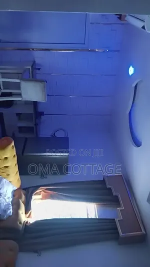 Photo - 1bdrm Room & Parlour in Wetsemd Estate, Ikota for rent