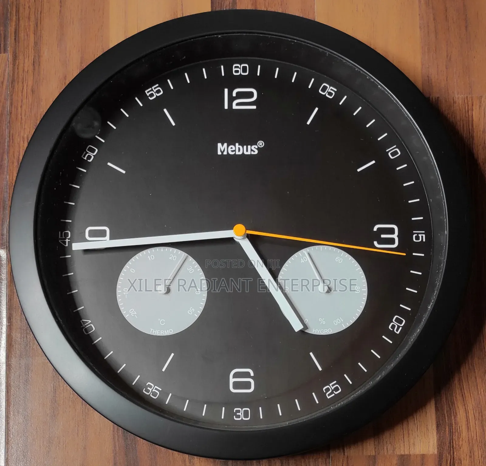 Mebus Quartz Wall Clock With Thermometer and Hygrometer.