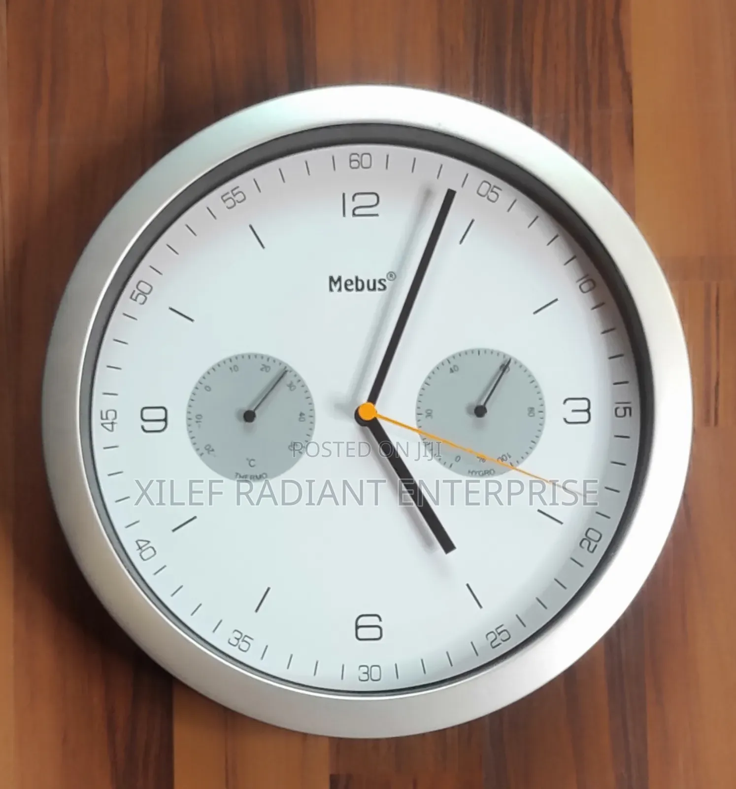 Mebus Quartz Wall Clock With Thermometer and Hygrometer.