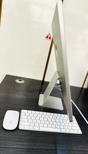 Mac M1 Monitor
