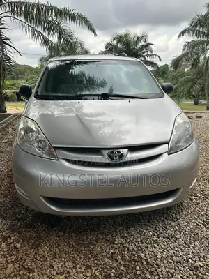Toyota Sienna LE 4WD 2007 Silver