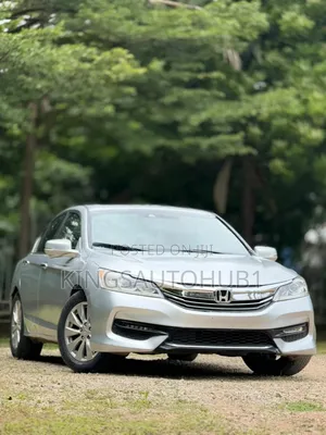 Photo - Honda Accord EX 4dr Sedan FWD (2.4L 4cyl 2A) 2013 Silver