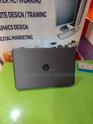 Laptop HP 250 G4 8GB Intel Core I5 HDD+SSD 320GB