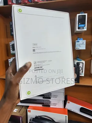 New Apple iPad (2025) 128 GB Blue