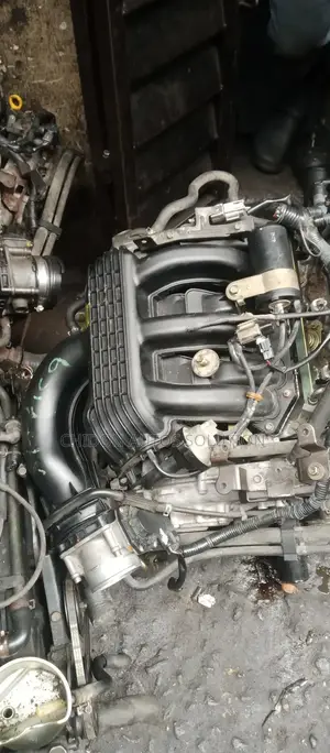 Nissan Pathfinder Engine ( Vq 4.0 )