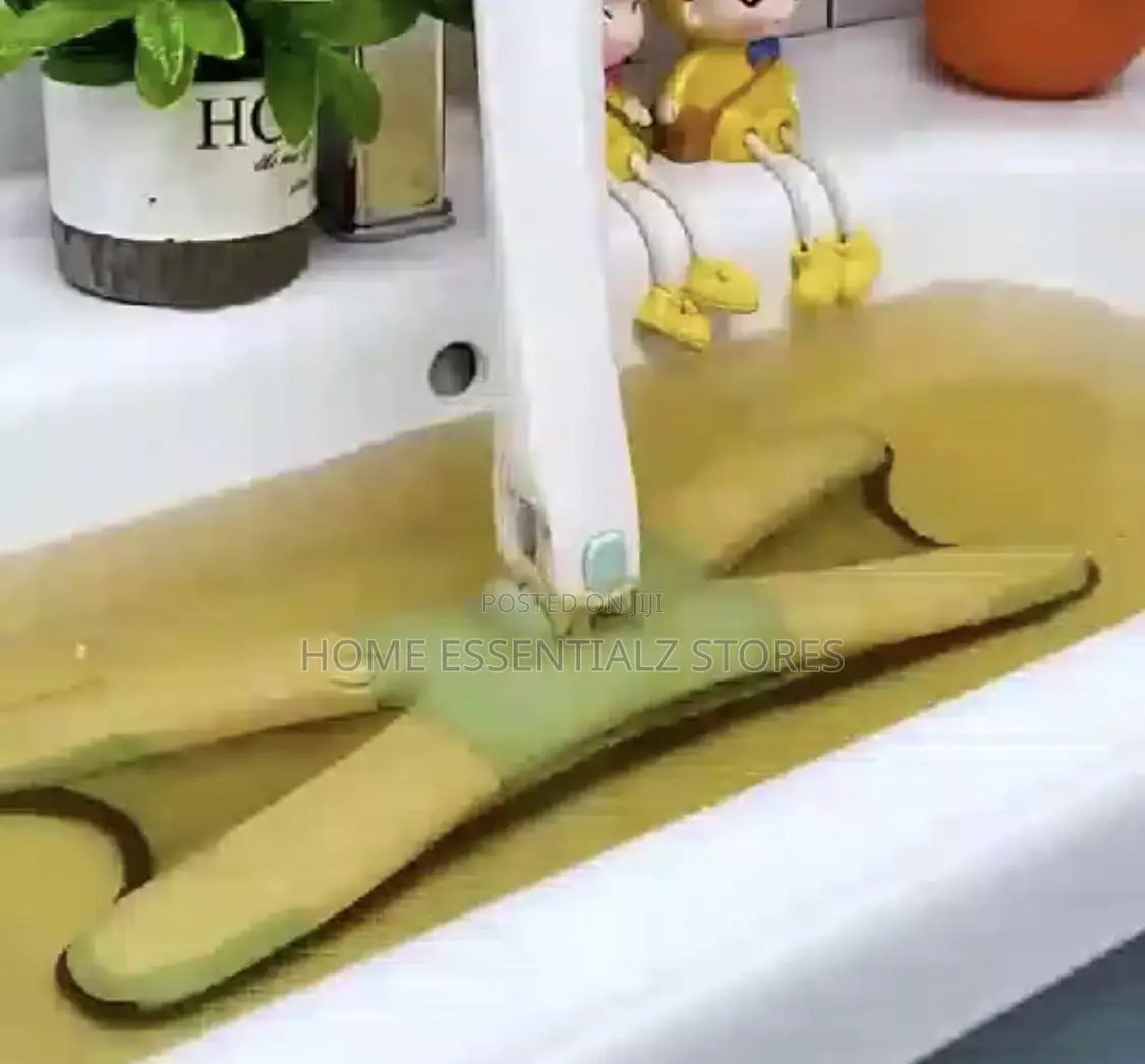 Aroura Pull-Squeeze and Dry Mop