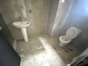 3bdrm Block of Flats in Off Adeola Adeku, Victoria Island for rent