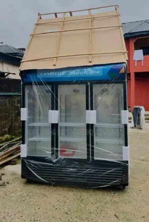Vertical Display Chiller