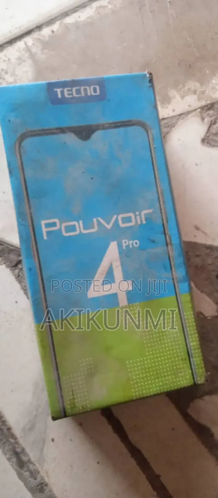 Tecno Pova 4 128 GB Blue