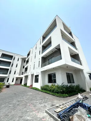 4bdrm Duplex in Banana Island for rent