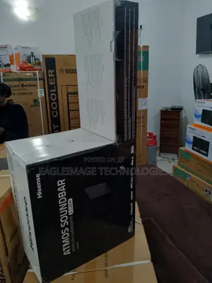 Photo - Sleek Black Design Hisense U3120g 420w 3.1.2ch Soundbar