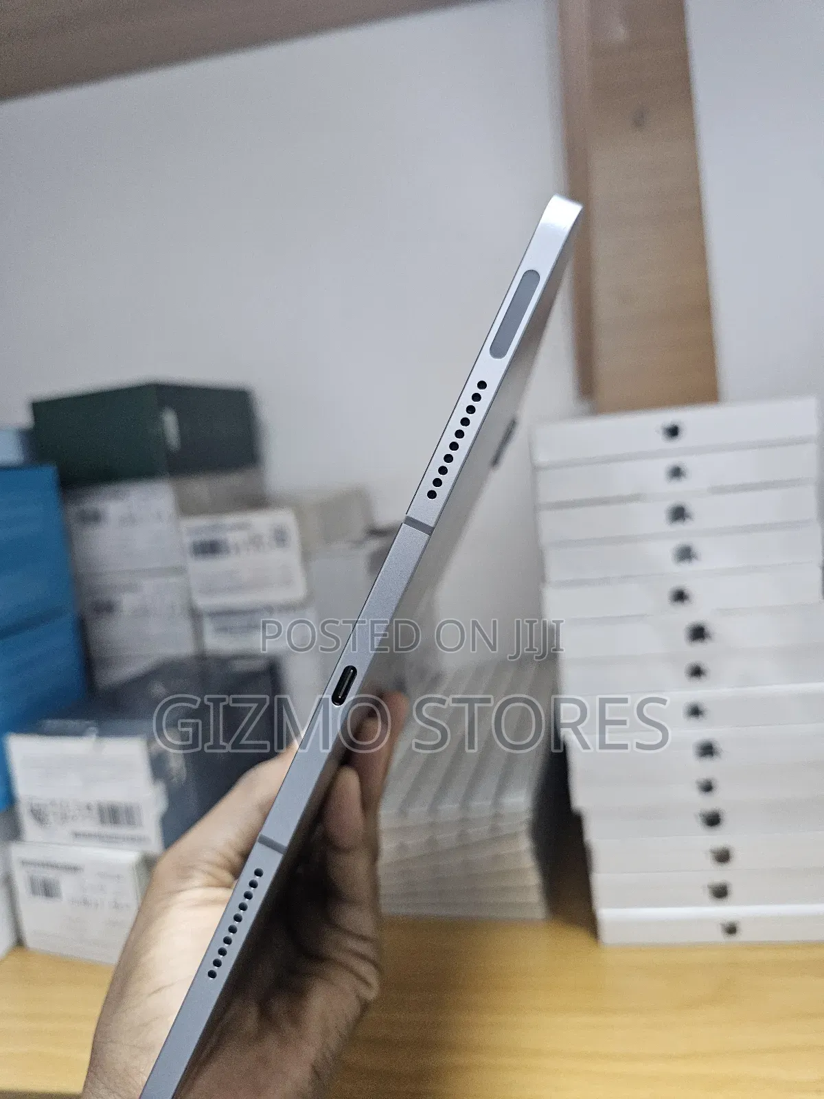 Apple iPad Pro 1 TB Gray