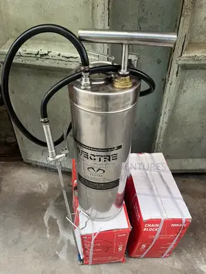 Vectre Spray/ Hand Operated Compression Spray