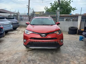 Toyota RAV4 XLE AWD (2.5L 4cyl 6A) 2016 Red