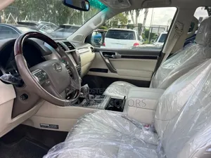 Lexus GX 460 Luxury 2019 White