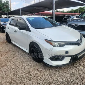 Toyota Corolla 2016 White