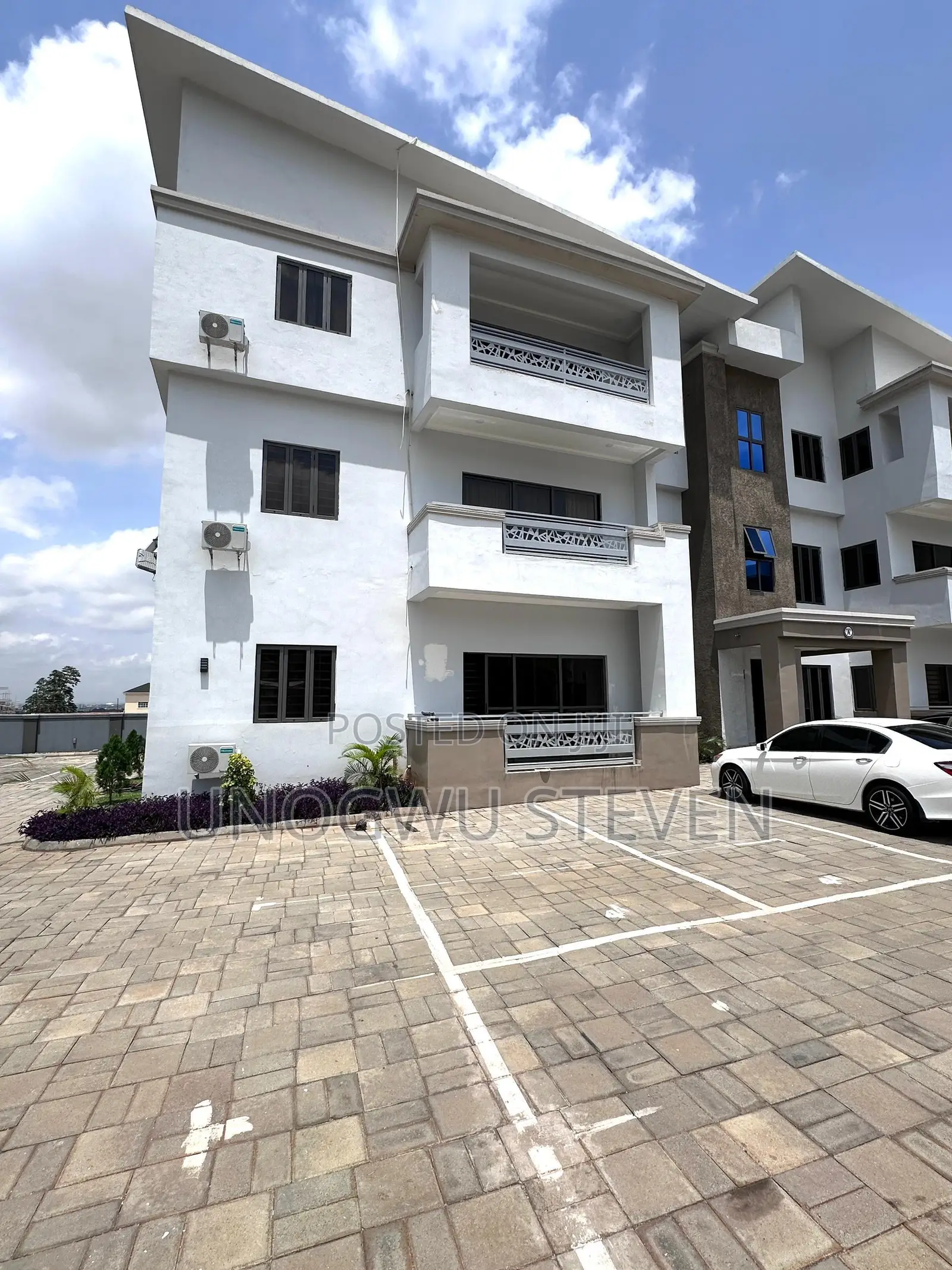 3bdrm Block of Flats in Katampe Abuja for rent