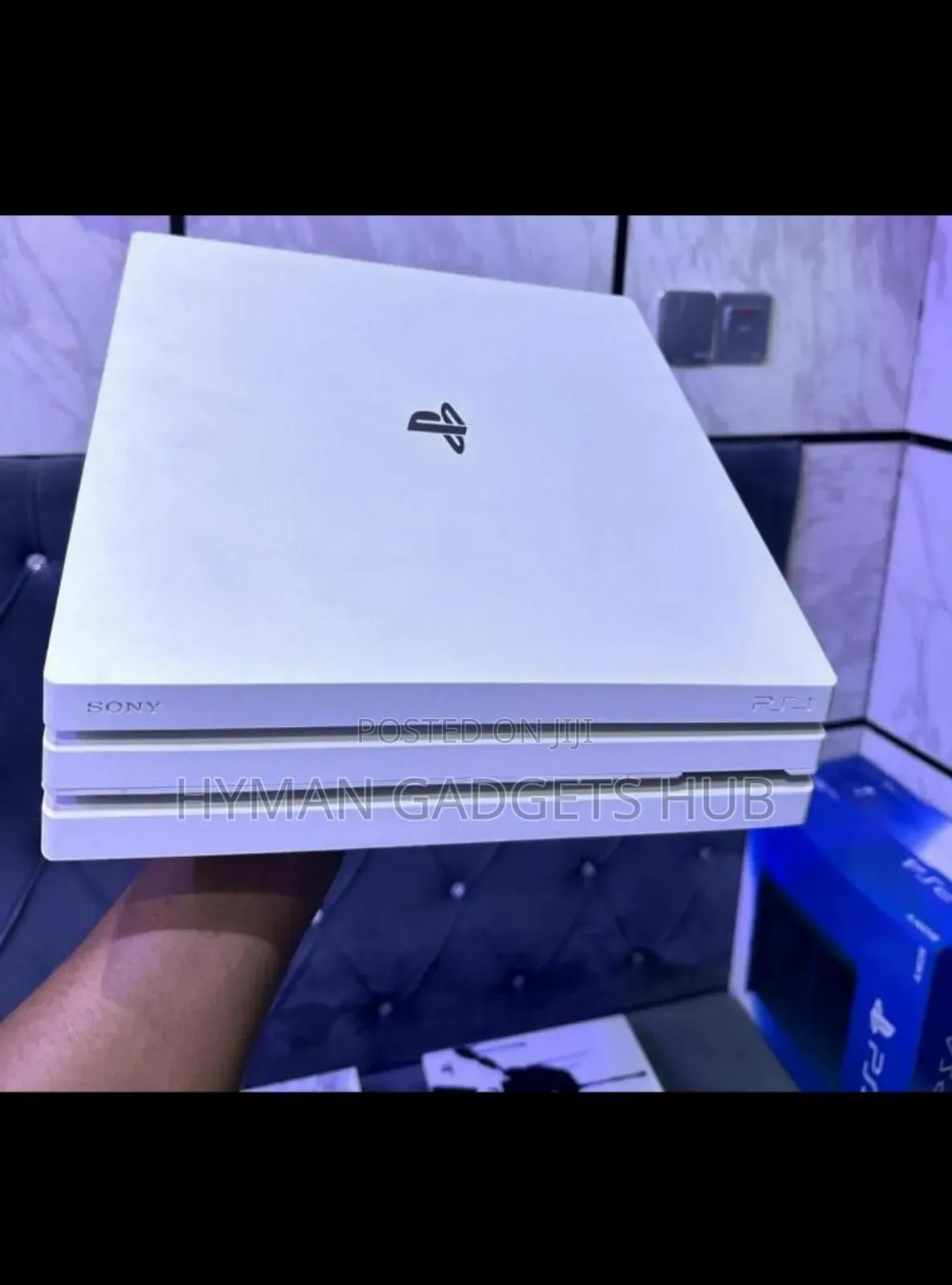 Grade a Foreign Used Ps4 Pro With 2 Controller S