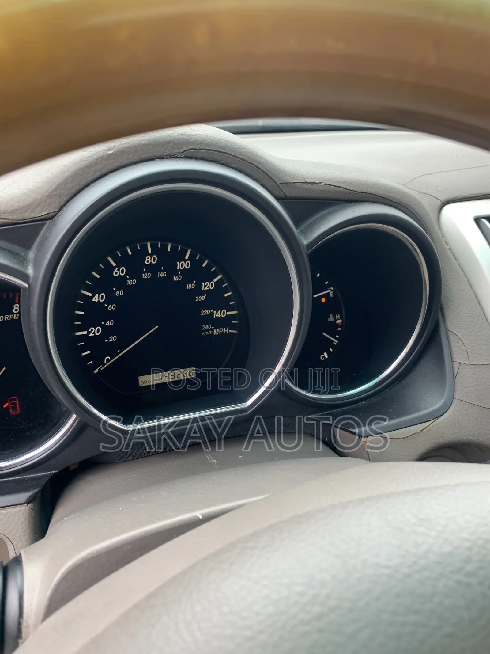 Lexus RX 330 2005 Gold