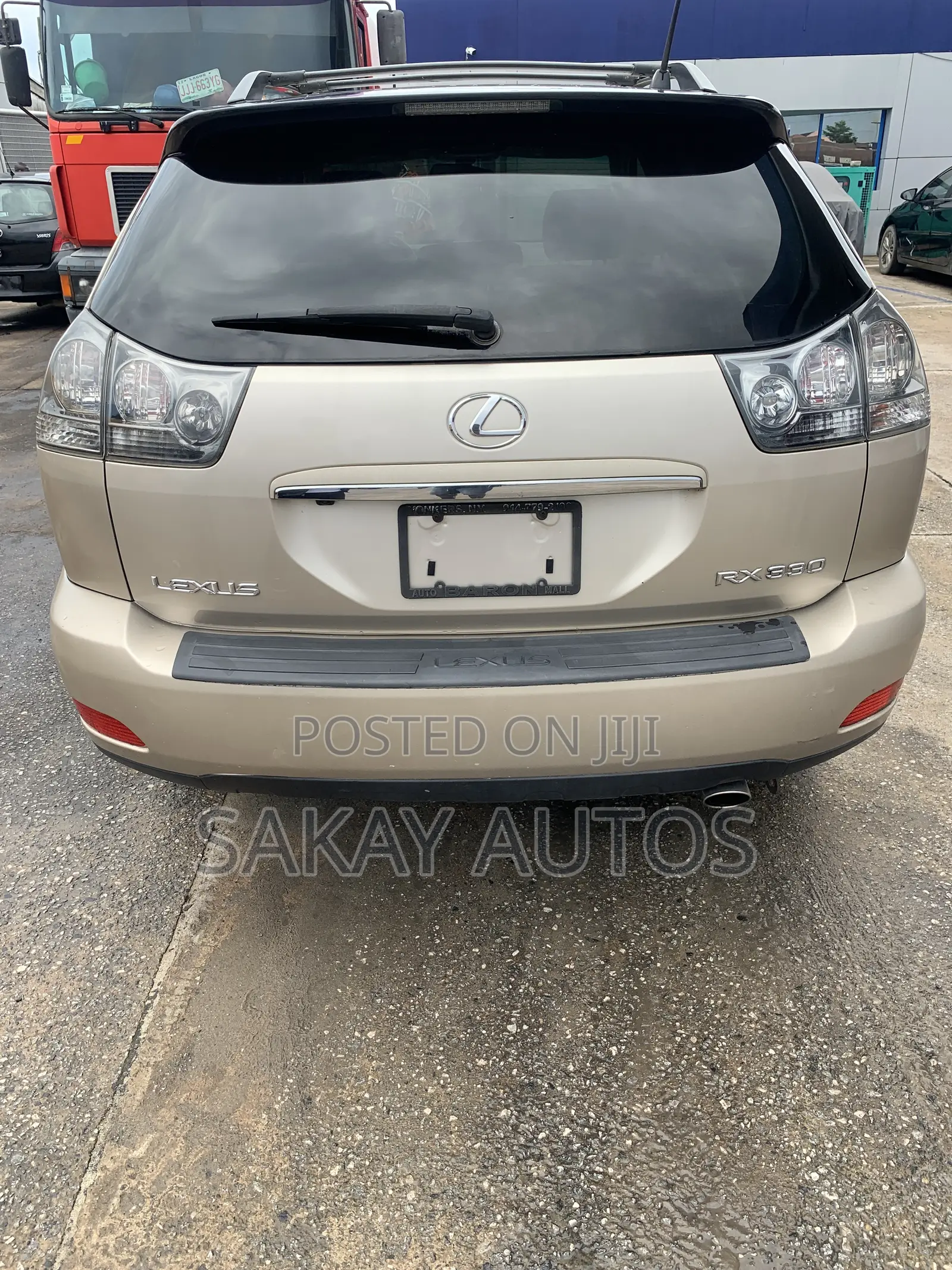 Lexus RX 330 2005 Gold