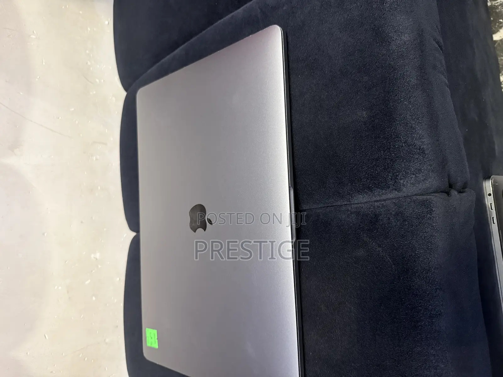 Laptop Apple MacBook Pro 2017 16GB Intel Core I7 SSD 512GB