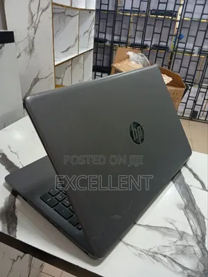 Laptop HP 255 G8 8GB AMD Ryzen 3 SSD 128GB