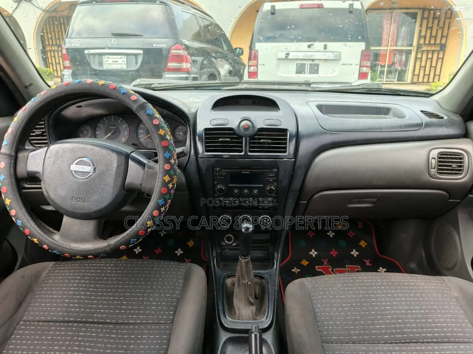 Nissan Sunny 2010 Black