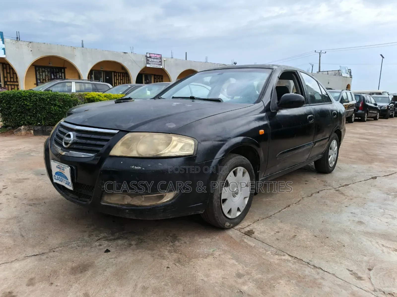 Nissan Sunny 2010 Black